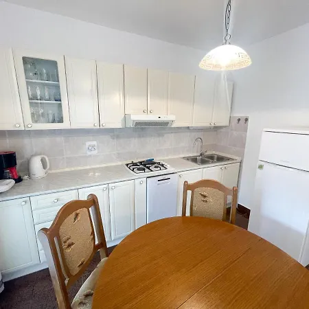 Knezevic * Jadranovo