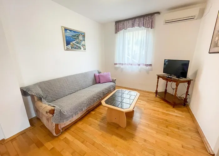 Knezevic Apartmán Jadranovo